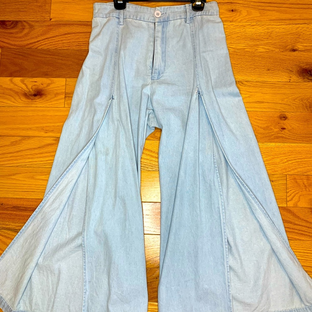 Wide leg light denim slit jeans